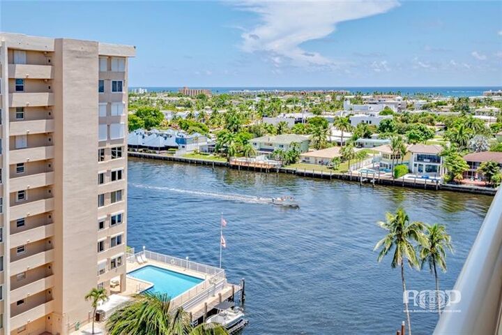 Property Photo:  3100 NE 48th St 908  FL 33308 