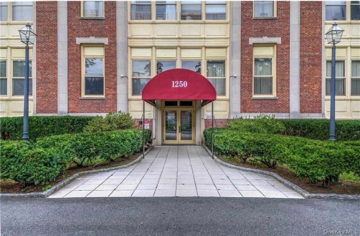 Property Photo:  1250 North Avenue  NY 10804 