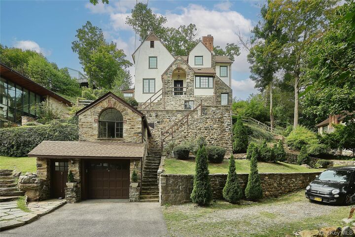 7 Avondale Road  Yonkers NY 10710 photo