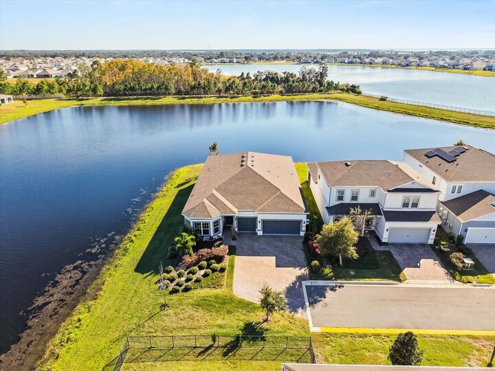 Property Photo: 13957 Destin Beach Lane FL 32827