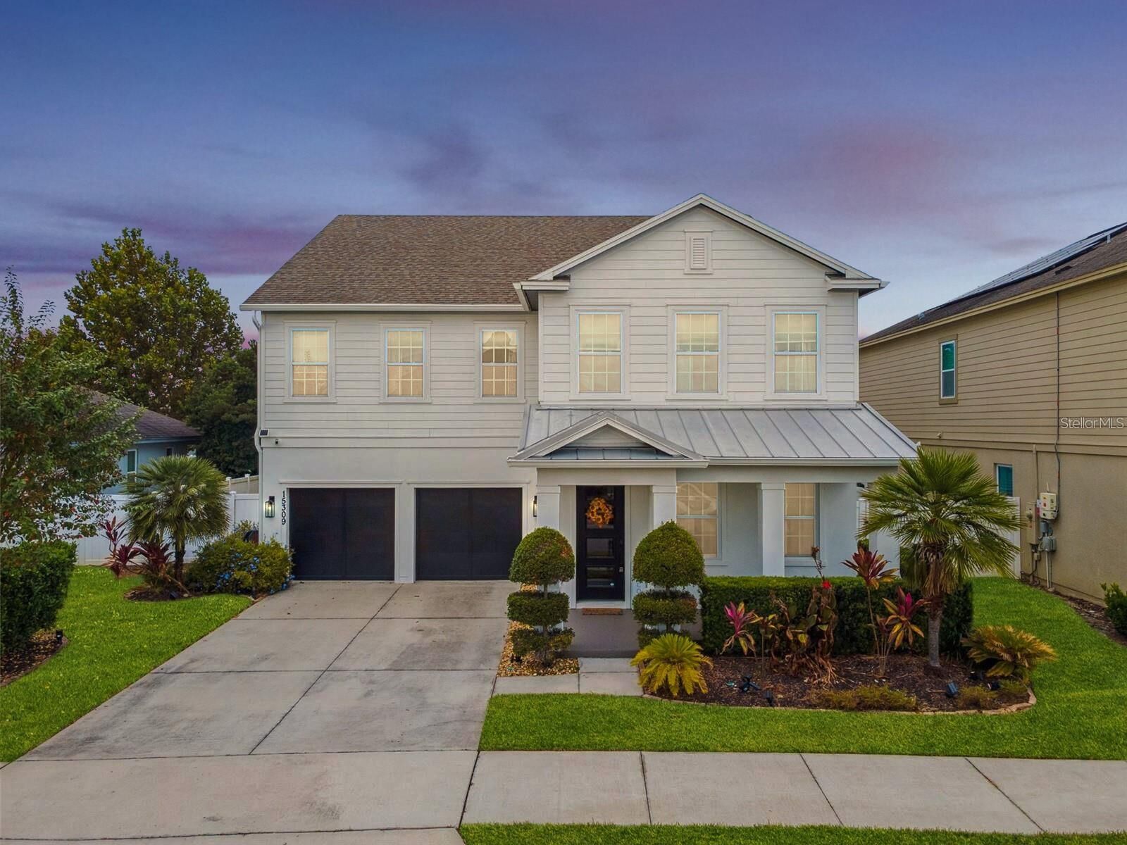 Property Photo:  15309 Honeybell Drive  FL 34787 