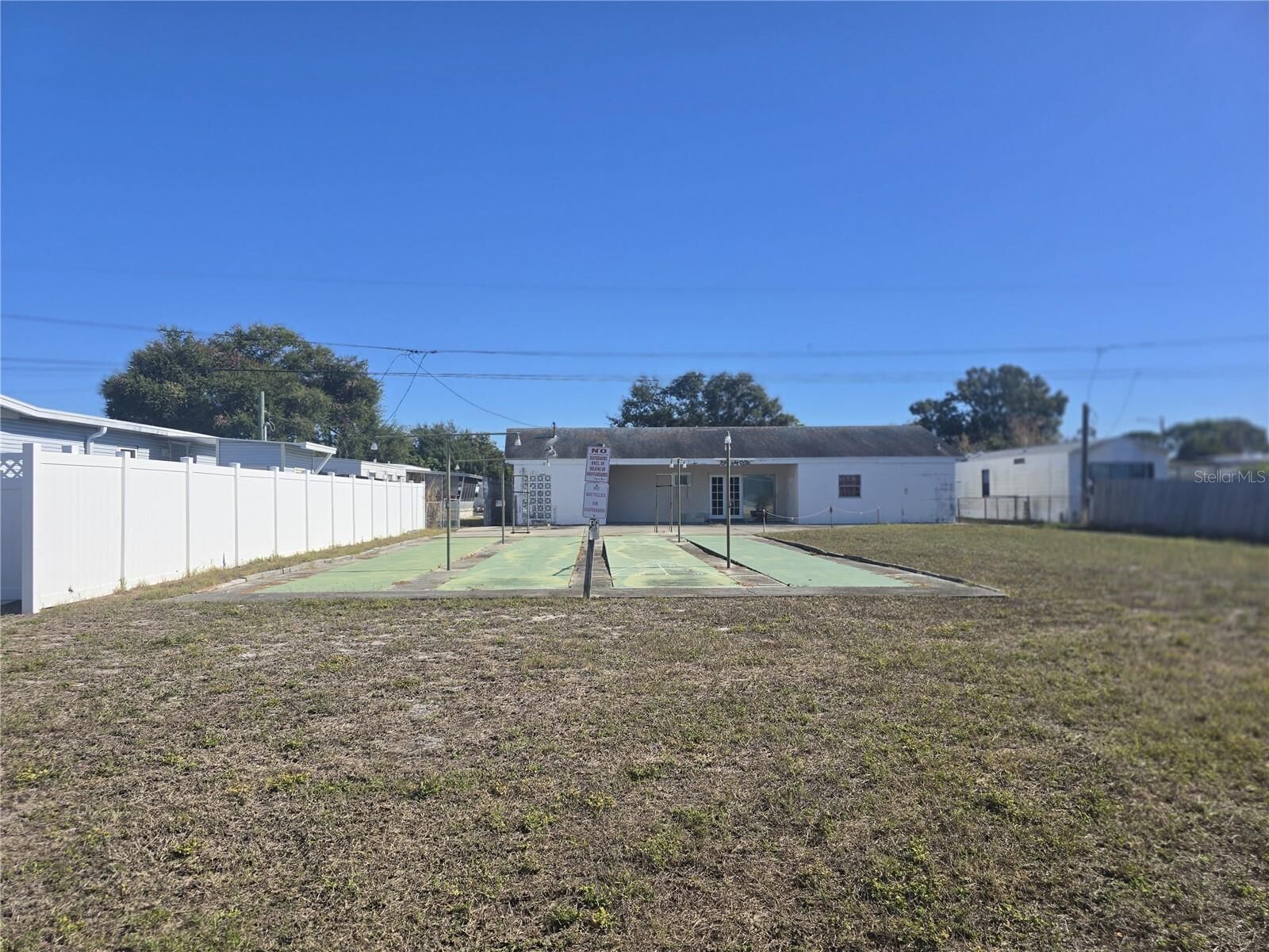 Property Photo: 0 Yellow Pine St N FL 33709