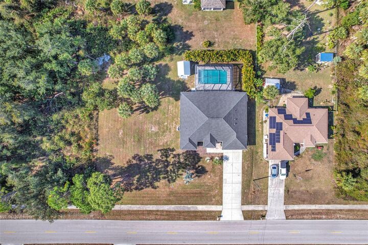 Property Photo: 1661 Atwater Drive FL 34288
