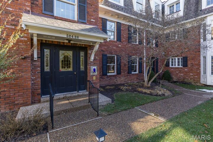 Property Photo:  524 N Kirkwood Road 2B  MO 63122 