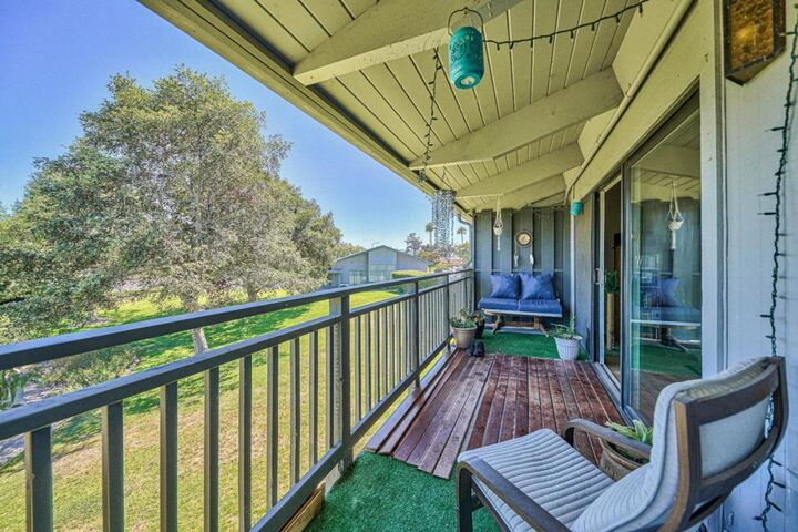 Property Photo: 158 Kern Street 11 CA 93905