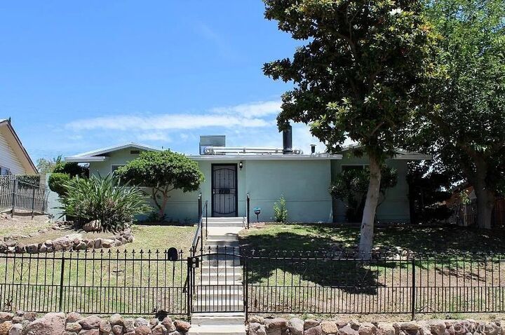 3213 Bucknell  Bakersfield CA 93305 photo