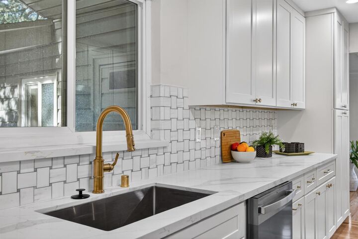 Property Photo:  4548 Wellesly Way  CA 95841 