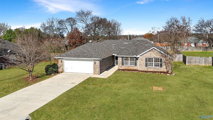 Property Photo: 27623 Phillip Wagnon Drive AL 35613