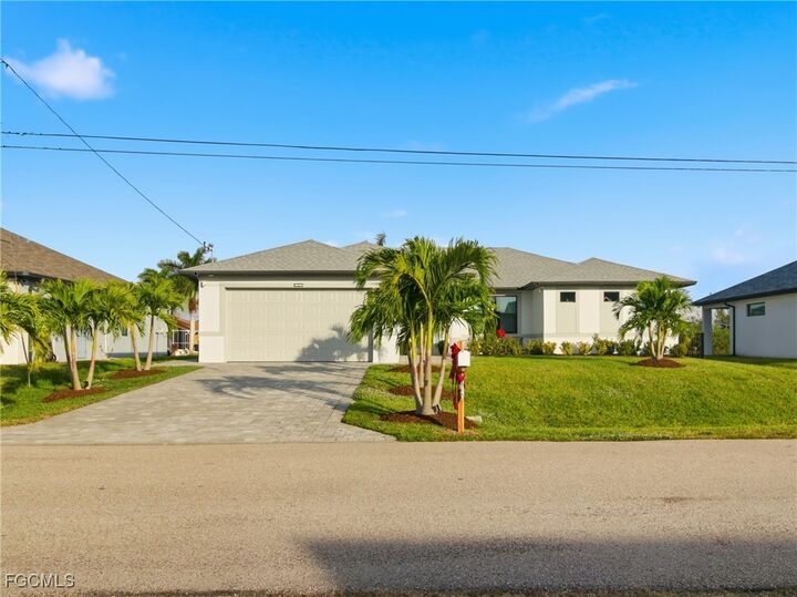 Property Photo:  2233 SW 17th Place  FL 33991 