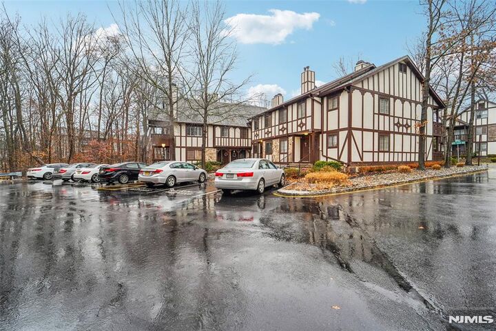 Property Photo:  3304 Whittier Court  NJ 07430 