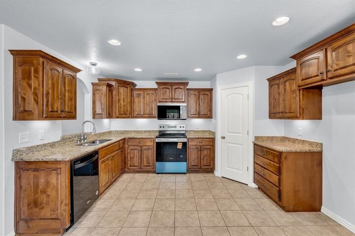 Property Photo: 1872 Spring Creek Avenue AR 72764