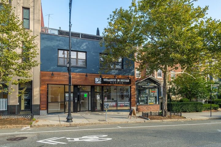 Property Photo: 1620 Beacon Street MA 02446