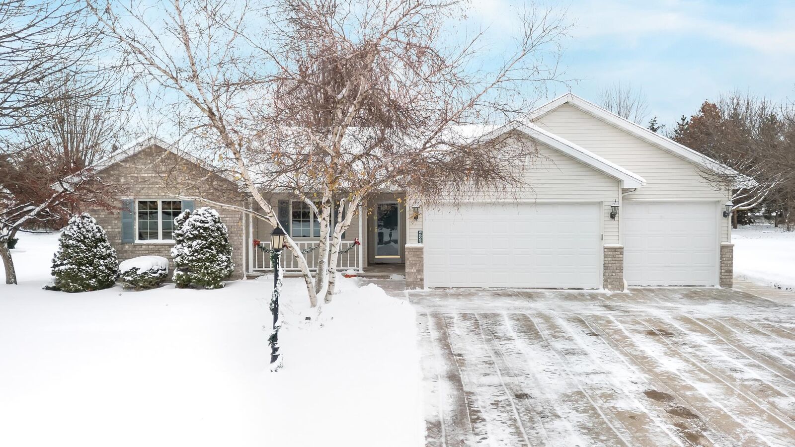 Property Photo: W6063 Strawflower Drive WI 54915