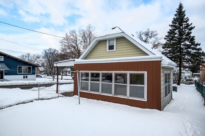 Property Photo:  1603 Woodland Avenue  WI 54701 