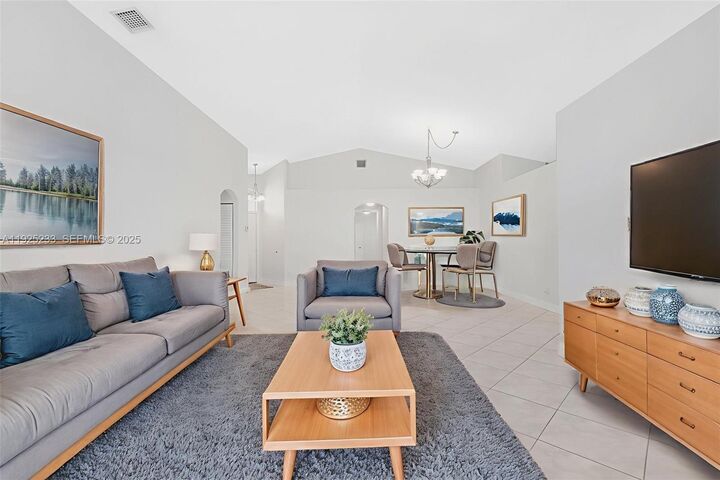 Property Photo: 326 SW 162nd Ave FL 33027