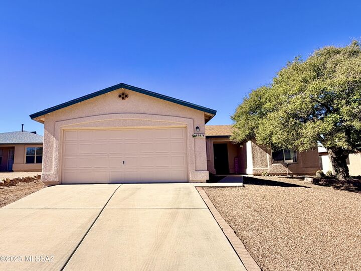Property Photo:  8981 E Mayberry Drive  AZ 85730 