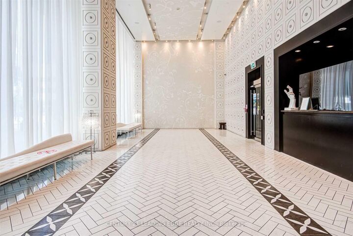 Property Photo:  20 Blue Jays Way 2011  ON M5V 3W6 