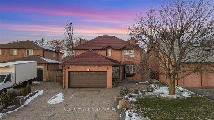 Property Photo: 642 Sheppard Avenue ON L1V 1G3