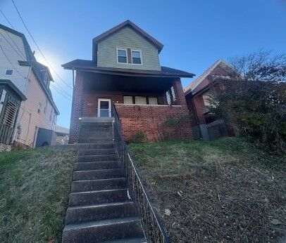 Property Photo: 2992 Ruthwood Ave PA 15227