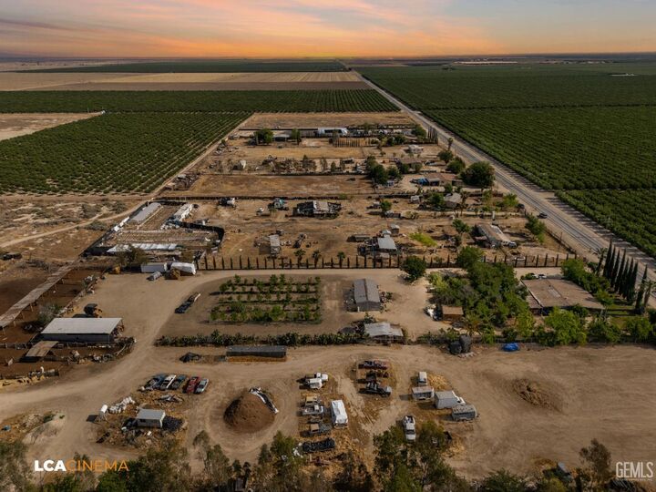 12867 Wildwood Road  Wasco CA 93280 photo