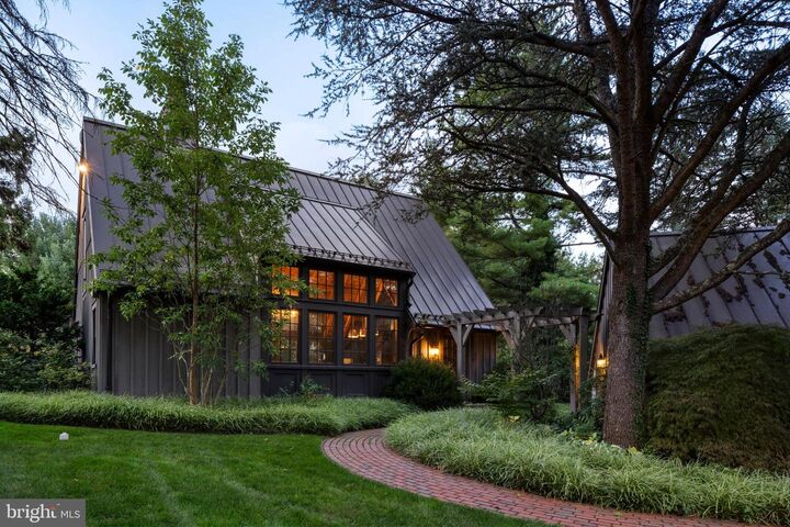 Property Photo: 648 & 652 Creighton Road PA 19085