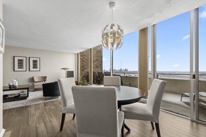 1000 Urlin Avenue  Columbus OH 43212 photo