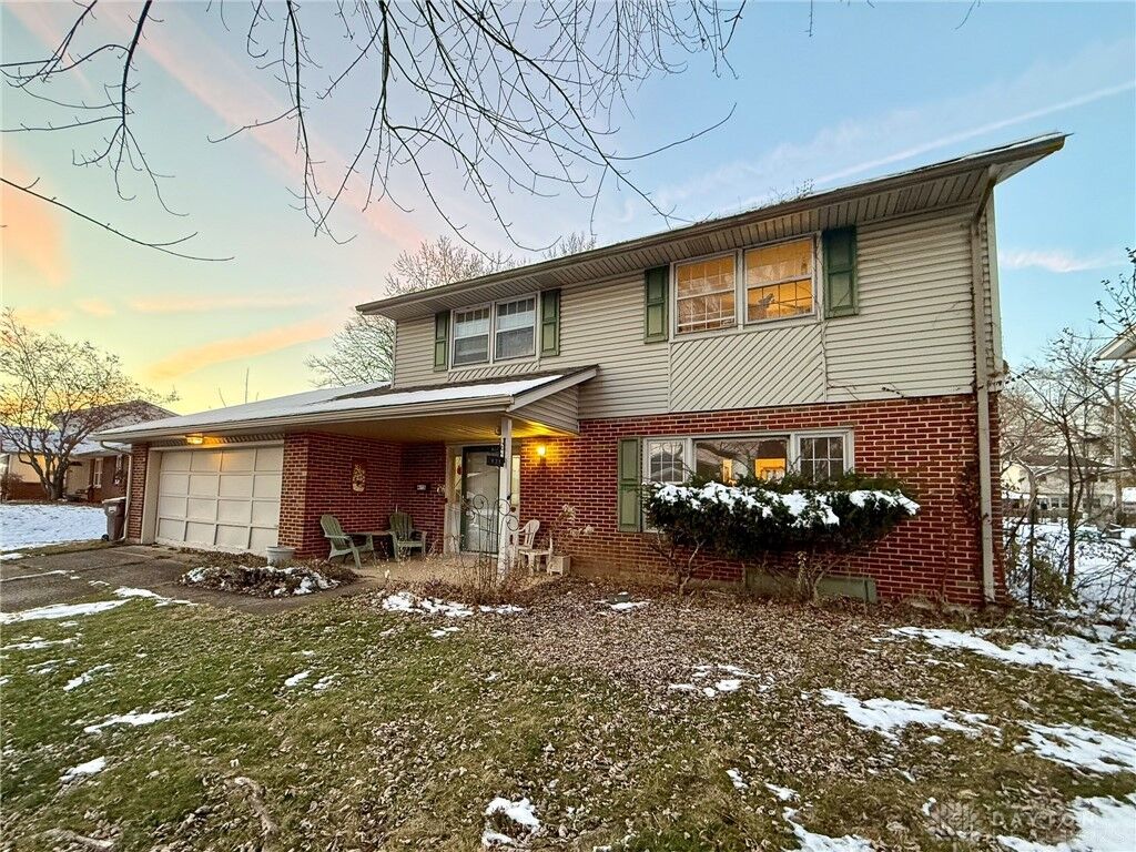 Property Photo:  435 Cherrywood Drive  OH 45324 