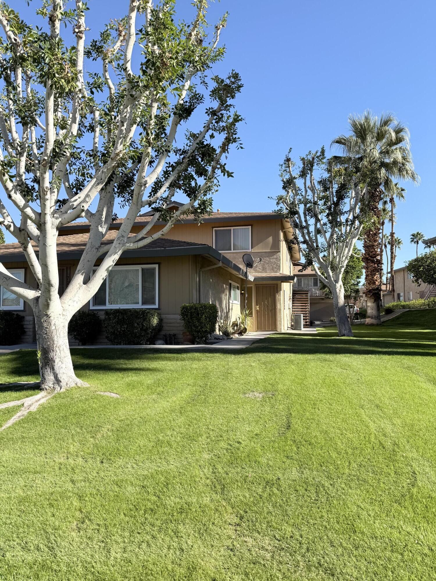 Property Photo: 72629 Edgehill Drive 2 CA 92260