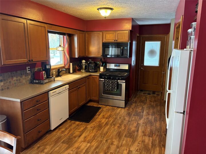 Property Photo:  9137 Applewood Court  PA 16417 