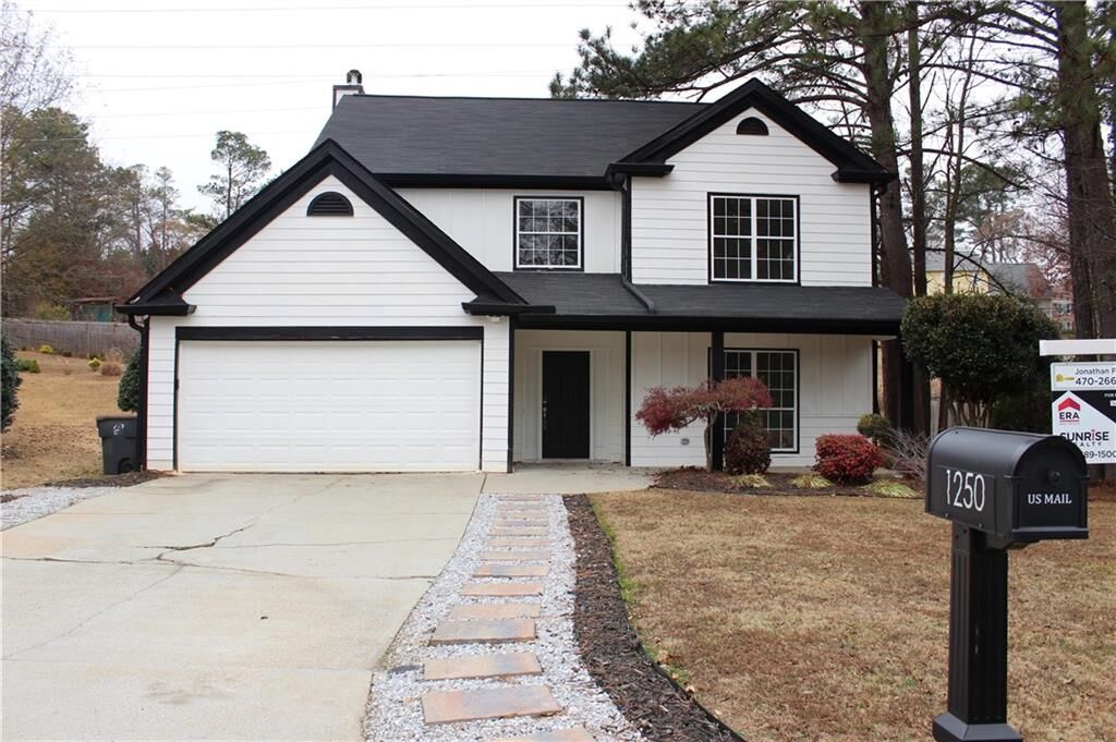 Property Photo:  1250 Springmont Court  GA 30043 