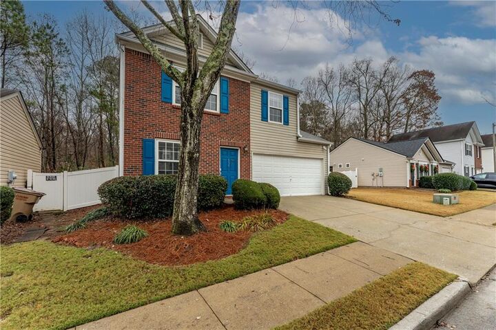 Property Photo: 636 Spanish Oak Drive GA 30102