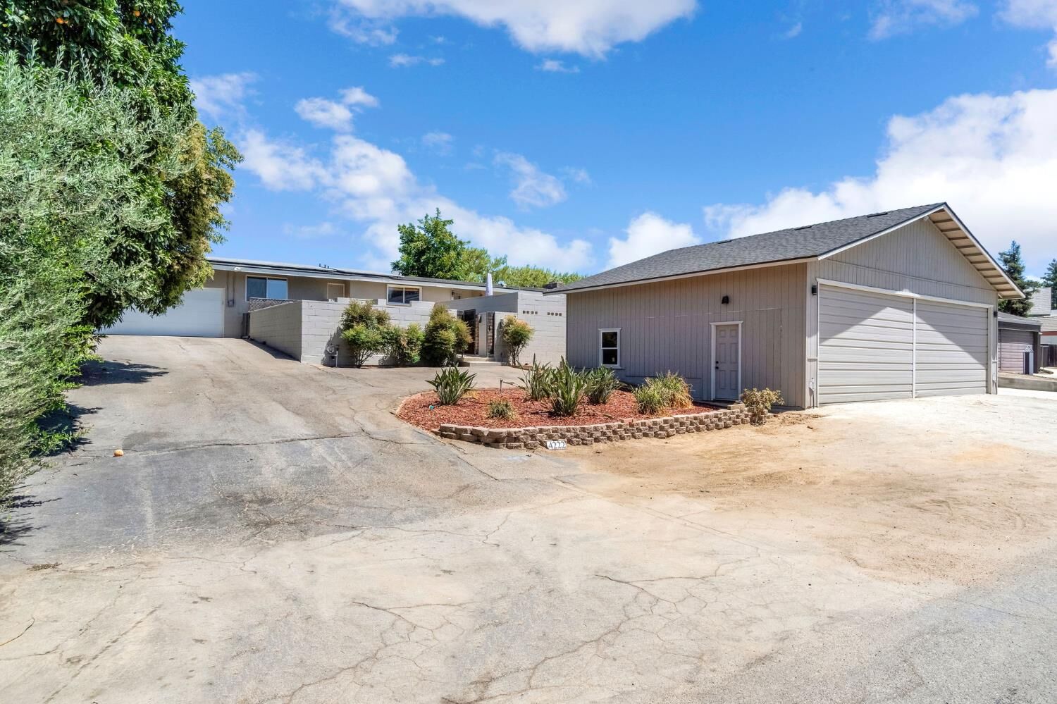 Property Photo:  4222 W Alluvial Avenue  CA 93722 