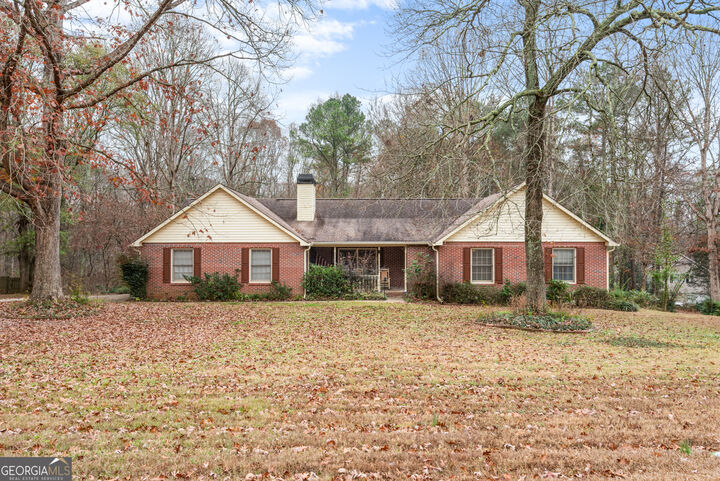 Property Photo:  102 Hayes Circle  GA 30273 