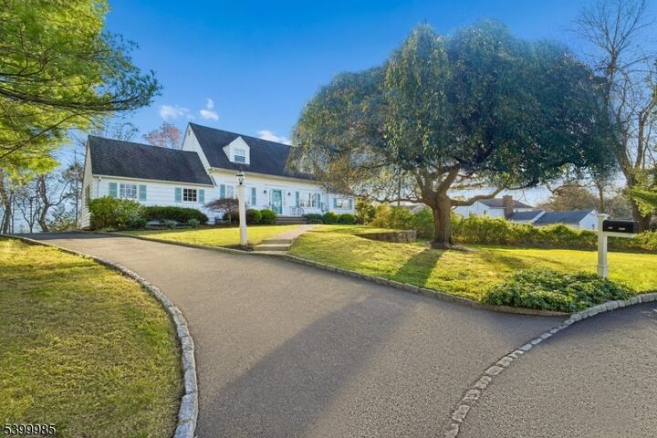 473 Bayberry Ln  Mountainside Boro NJ 07092 photo