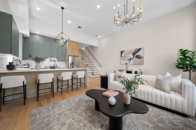 Property Photo:  27 Graham St 2  NJ 07307 