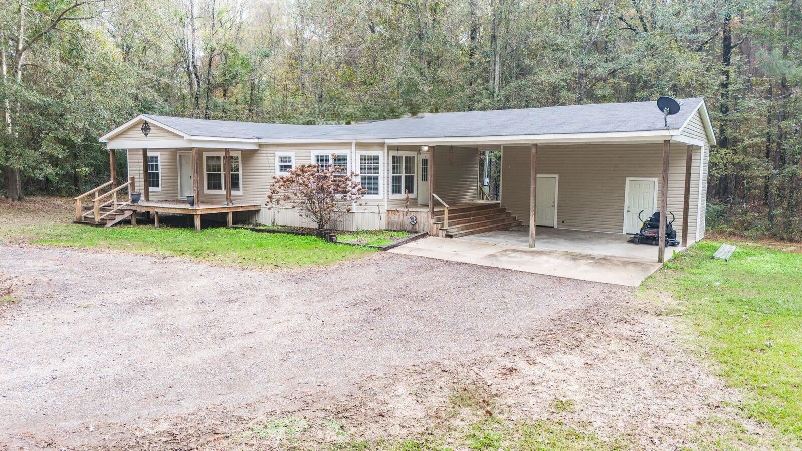 Property Photo:  1325 County Road 456  TX 75633 