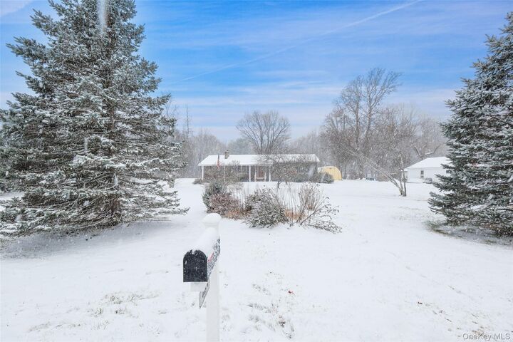 Property Photo:  445 N Quaker Lane  NY 12538 