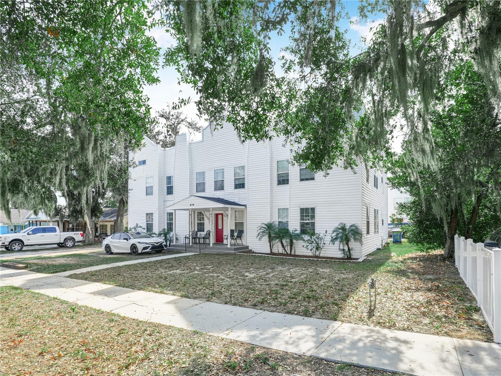 Property Photo:  434 E Tillman Avenue  FL 33853 