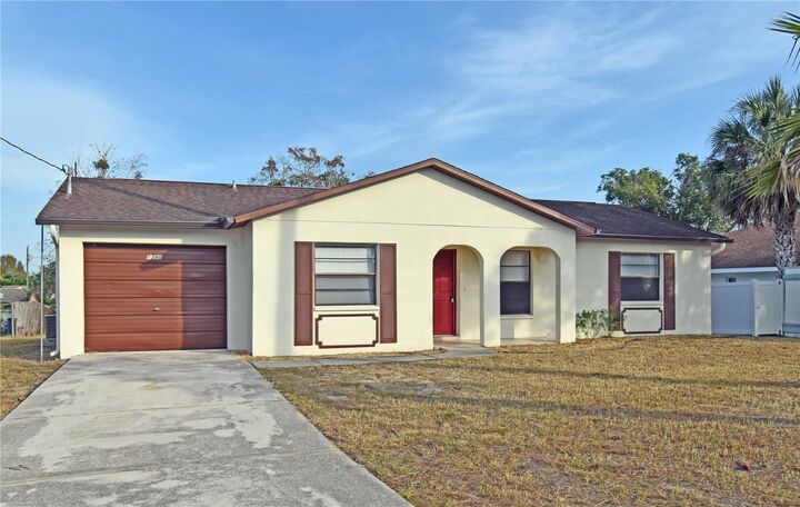 Property Photo: 1390 Esmont Avenue FL 34608