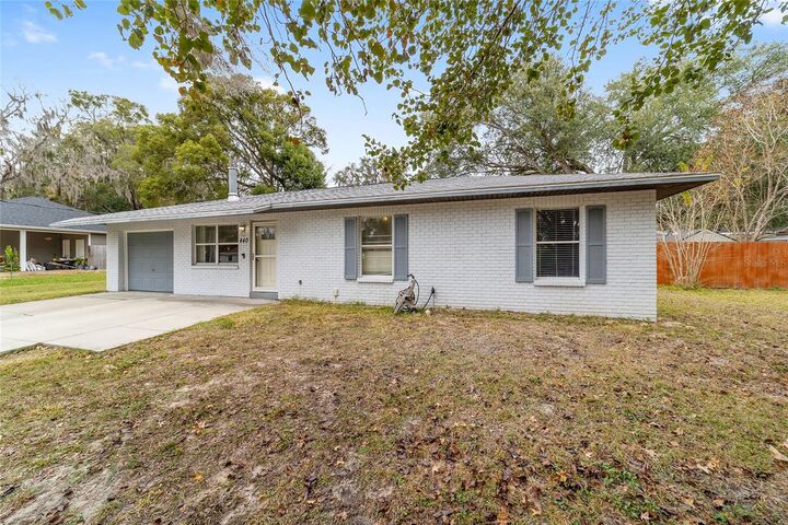 Property Photo:  440 NE 2nd Avenue  FL 32696 