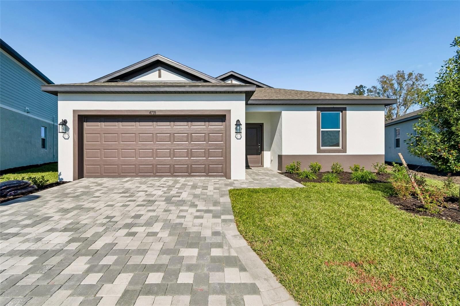 Property Photo:  4718 Outhaul Run  FL 34221 