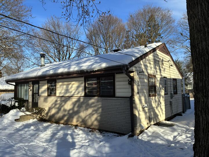 Property Photo: 909 Westfall Avenue MI 49006