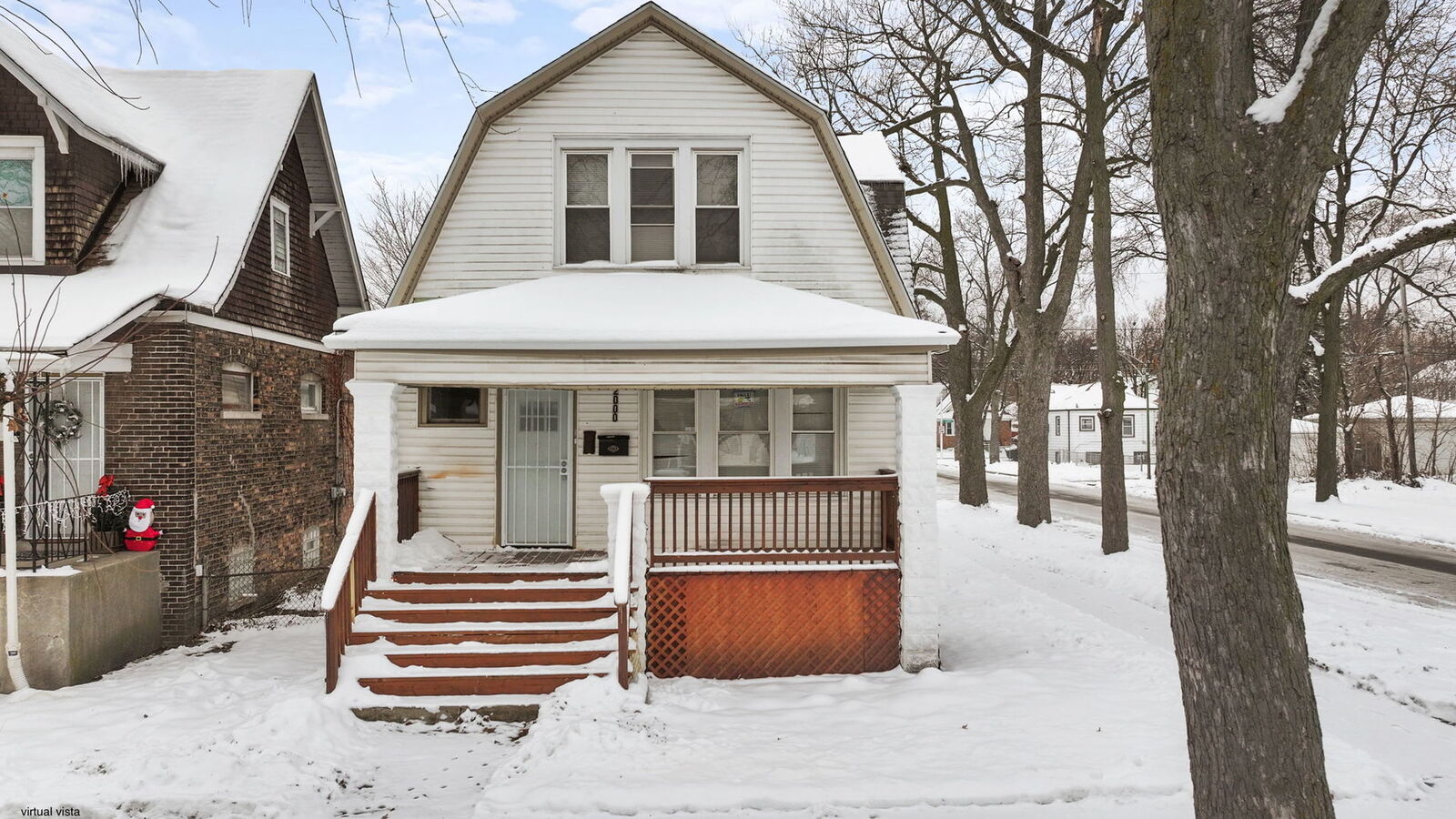 Property Photo: 12000 S Perry Avenue IL 60628