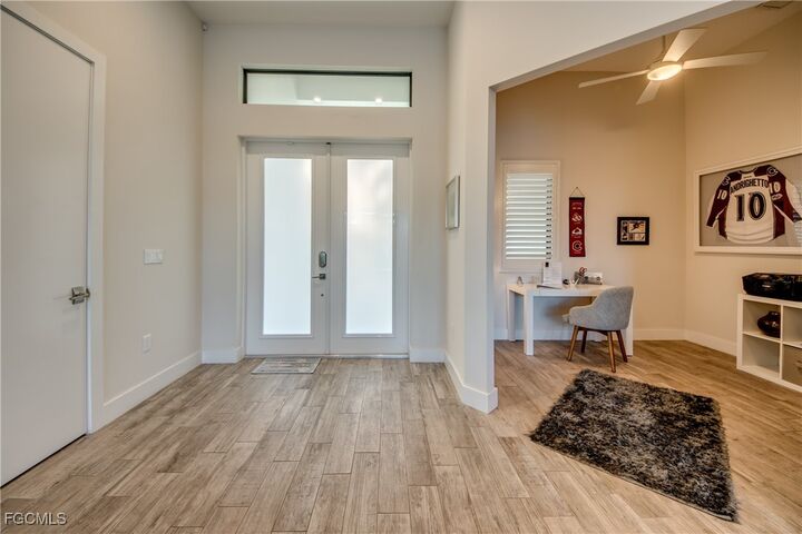 Property Photo: 818 Montclaire Court FL 33904