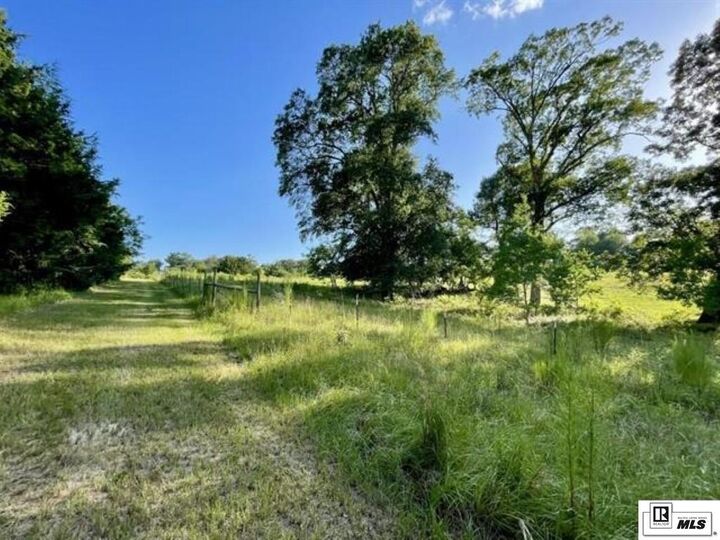 Property Photo: 2525 Wards Chapel Road LA 71241