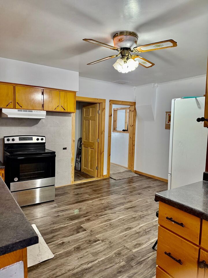 Property Photo: 7544 Curvue Road WI 54703