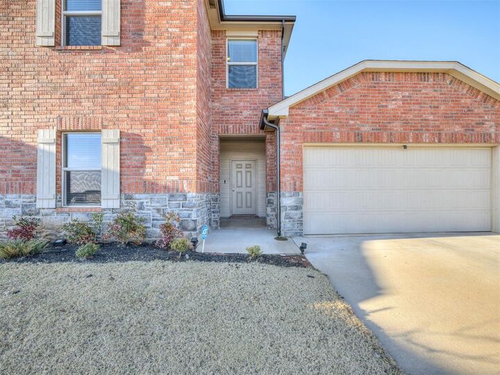 Property Photo:  2709 Alice Way  OK 73099 