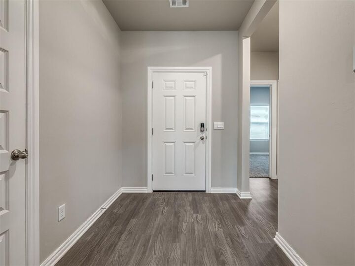 Property Photo: 2709 Alice Way OK 73099