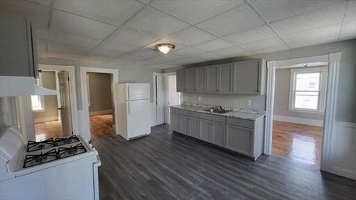 Property Photo:  130 University Avenue  MA 01854 