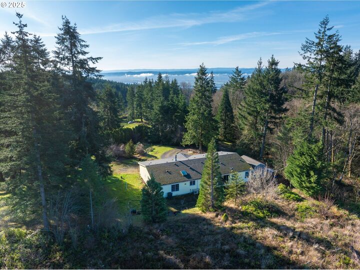 Property Photo: 210 Corcoran WA 98625